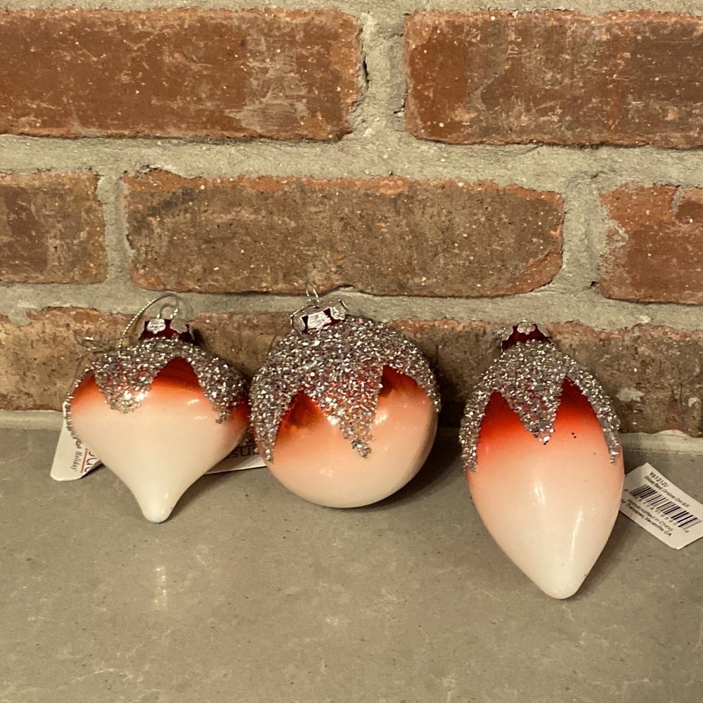 Transpac 3- glass red ombré ornaments
